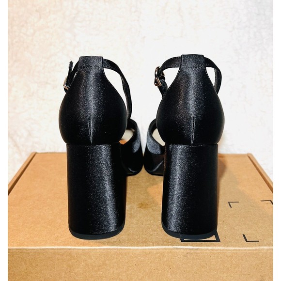 🖤 Elegant Faux Satin Black Block Heel Pumps Brand New Without Tags 🖤 - Picture 5 of 6